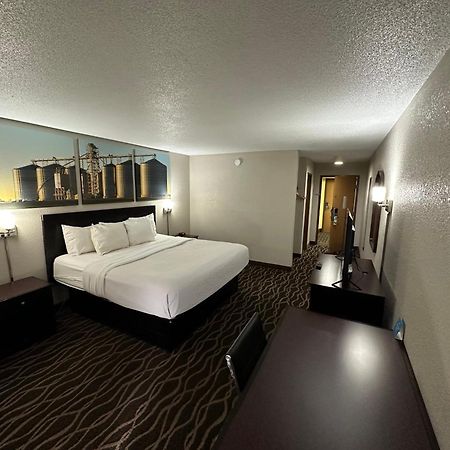 Days Inn & Suites By Wyndham Casey Eksteriør bilde